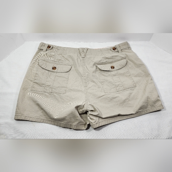 ❤️ DOCKERS WOMEN'S CHINO KHAKI SHORTS SIZE 12 ❤️ - Picture 11 of 13